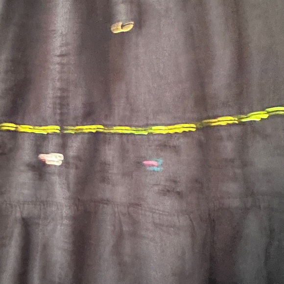 Cute mini skirt - Picture 3 of 4